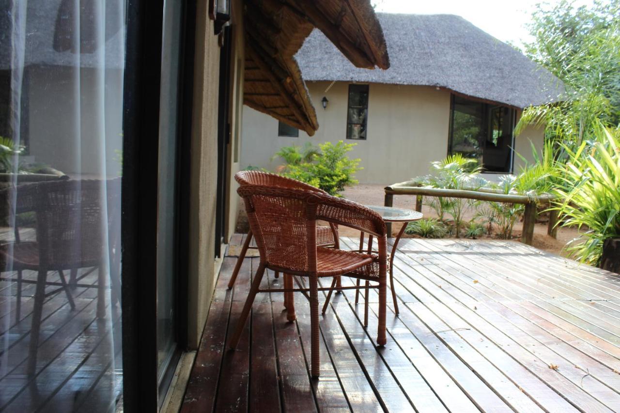 Chobe Sunset Chalets Lesoma Esterno foto