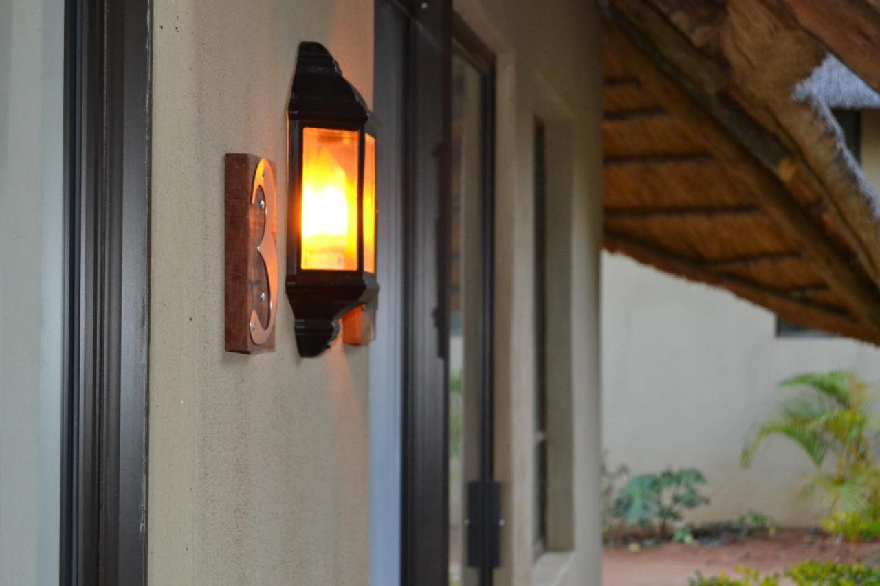 Chobe Sunset Chalets Lesoma Esterno foto