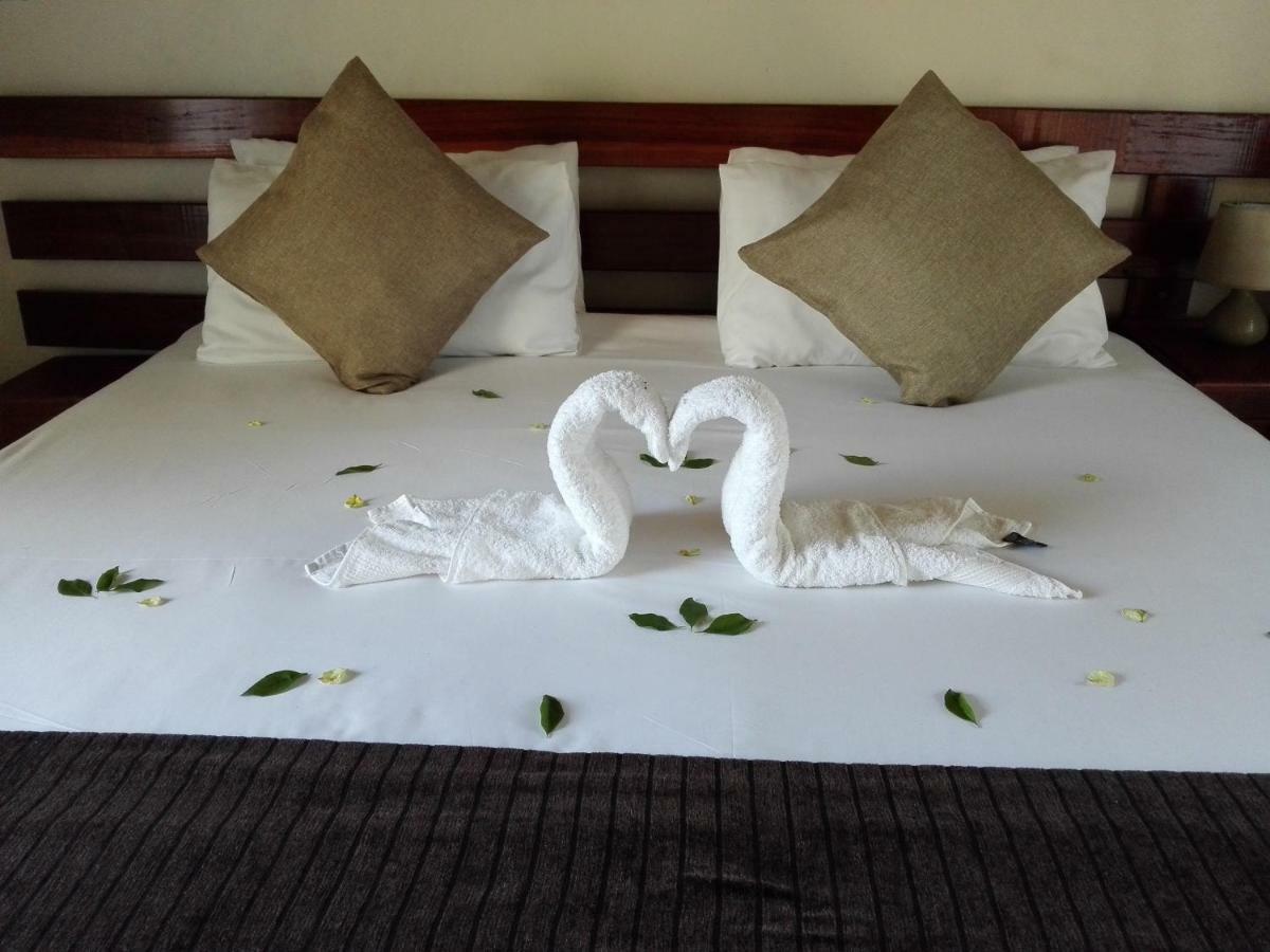 Chobe Sunset Chalets Lesoma Esterno foto